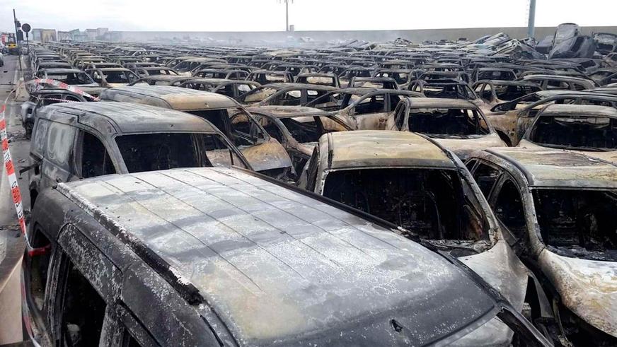 150 Maserati и «фиатов» сгорели на складе в Италии