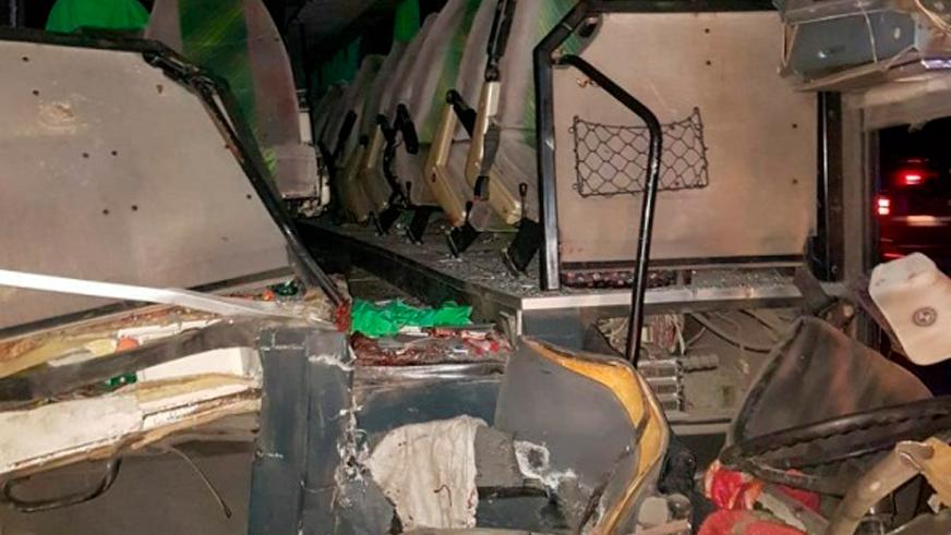 Рейсовый автобус выехал на встречку: трое погибли, 86 ранены