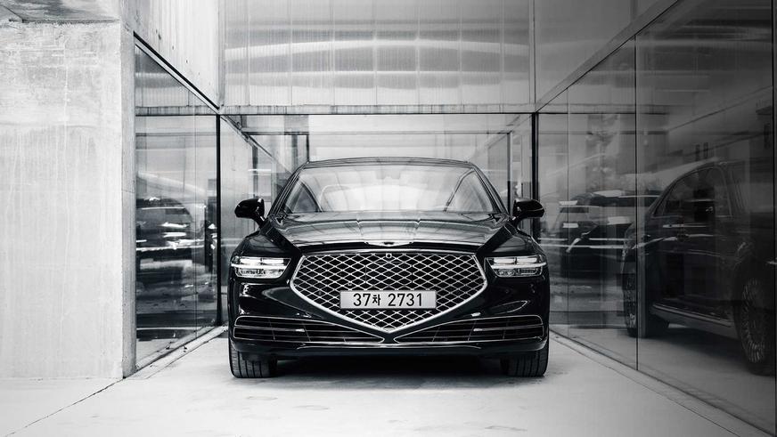 Genesis G90 сменил лицо