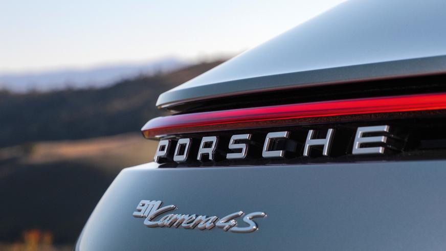 Porsche 911 (992)