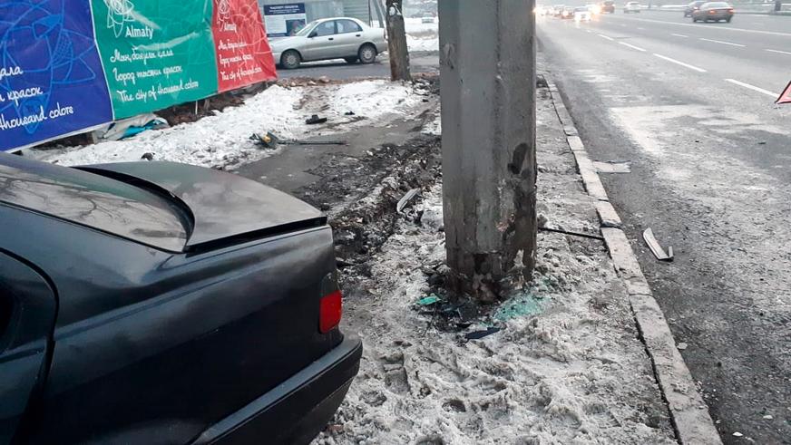 BMW и Subaru столкнулись в Алматы