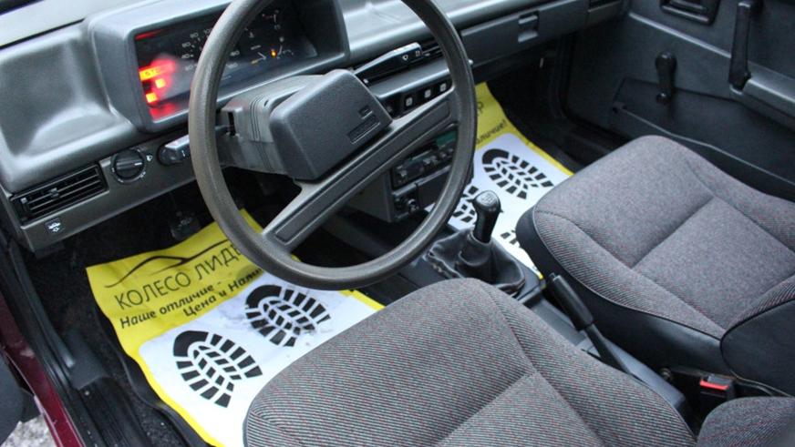 ВАЗ-21099 с небольшим пробегом продают всего $3 000
