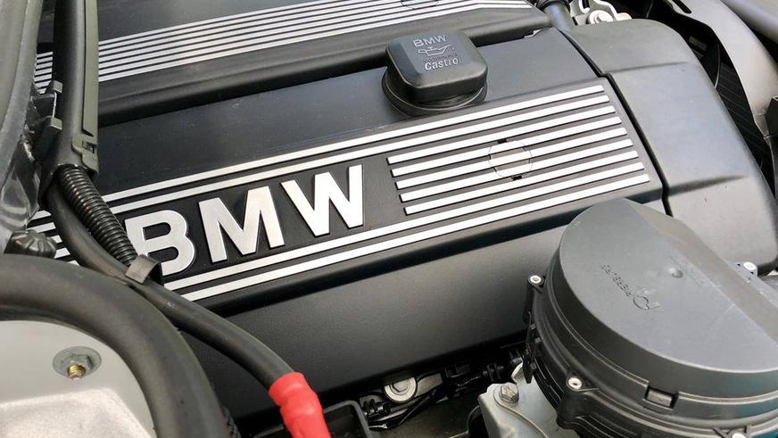 Капсула времени: BMW 330Ci с мизерным пробегом