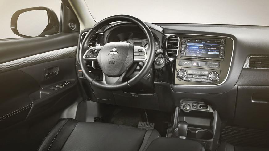 2012 год — Mitsubishi Outlander третьего поколения