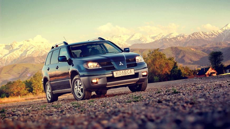 2003 год — Mitsubishi Outlander первого поколения