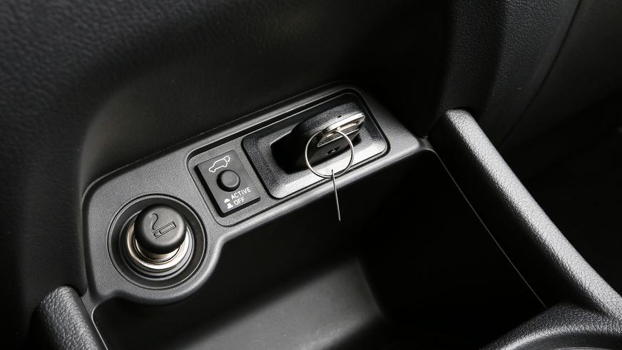 Mitsubishi Outlander - 2015