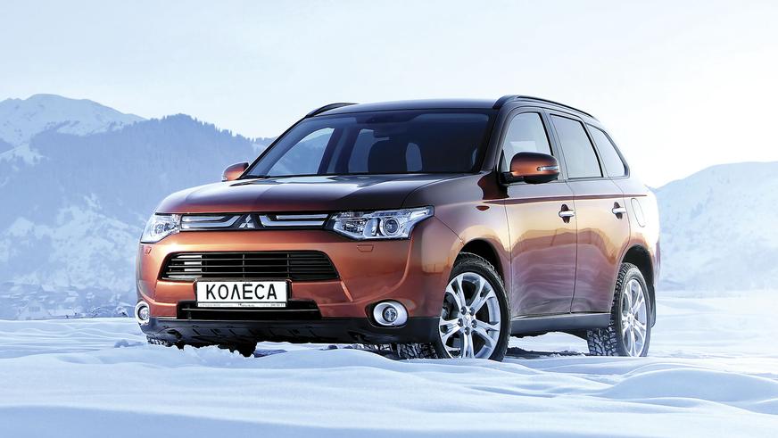 2012 год — Mitsubishi Outlander третьего поколения