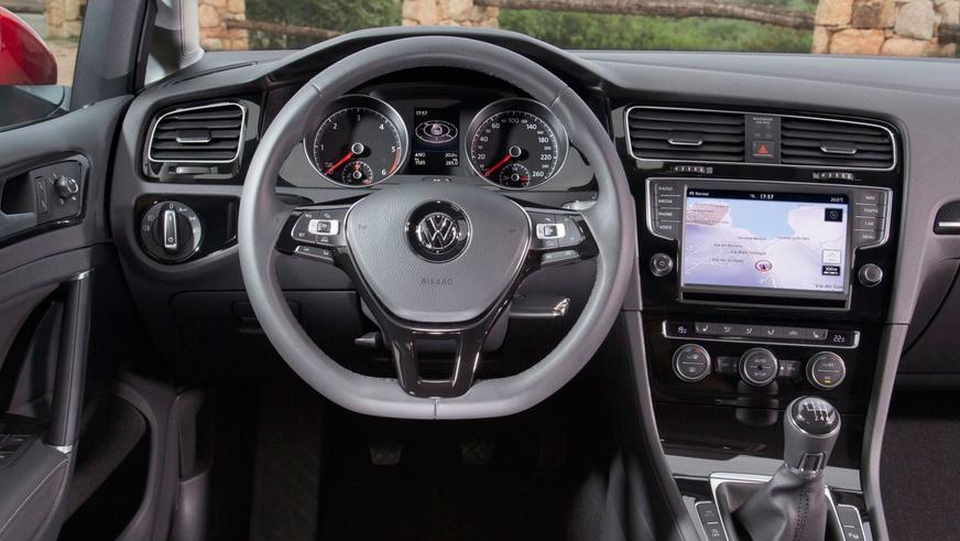 2012 год — Volkswagen Golf VII
