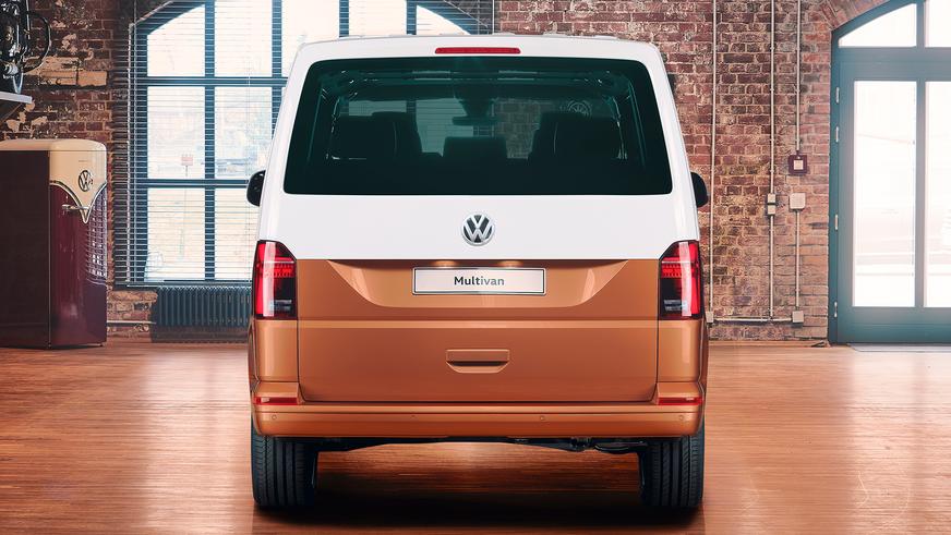 Volkswagen Multivan обновили: появилась версия на электротяге
