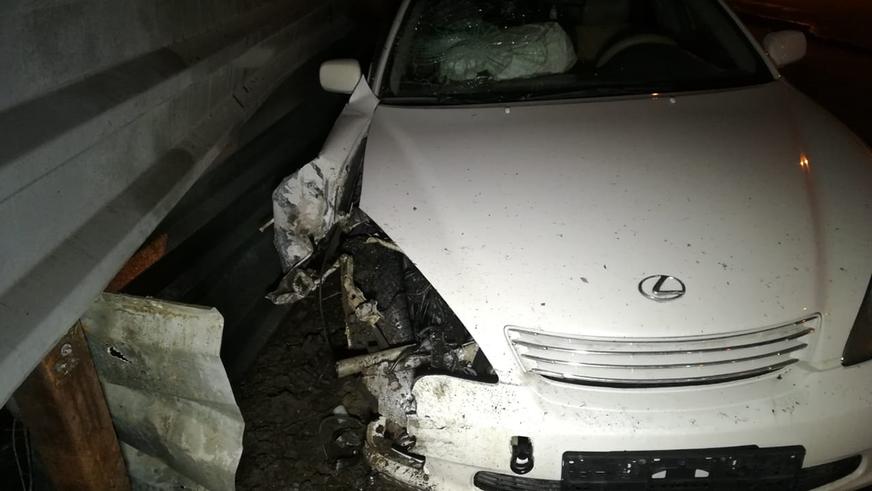 Lexus и Toyota столкнулись в Алматы. Пострадали трое