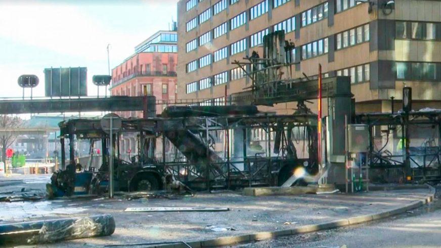 Рейсовый автобус взорвался в центре Стокгольма