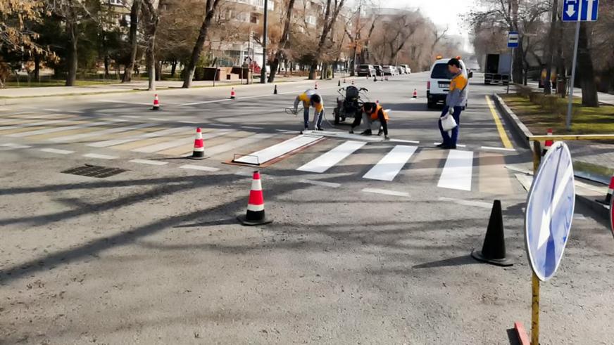 На обновление дорожной разметки в Алматы уйдёт пять месяцев