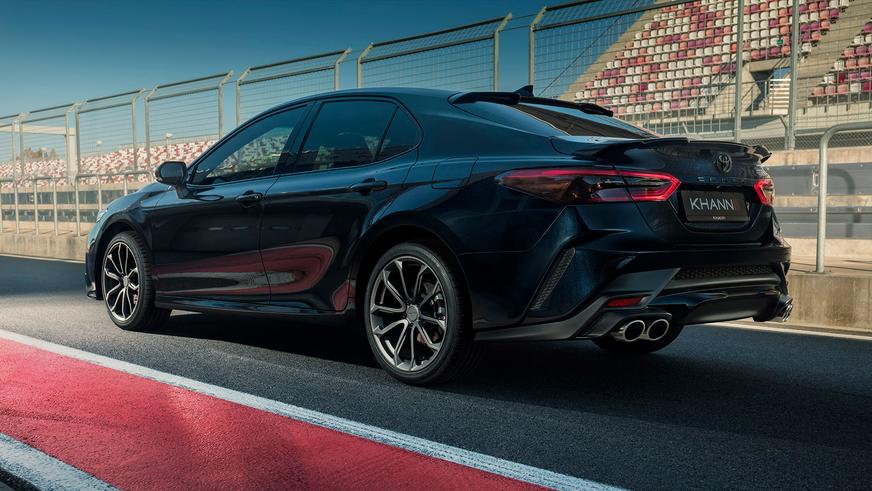 Во что «одеть» новенькую Toyota Camry 70