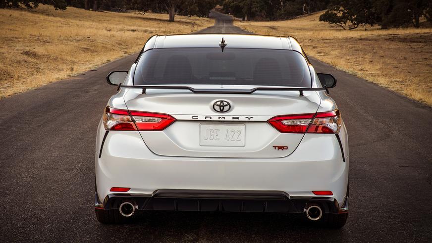 Во что «одеть» новенькую Toyota Camry 70