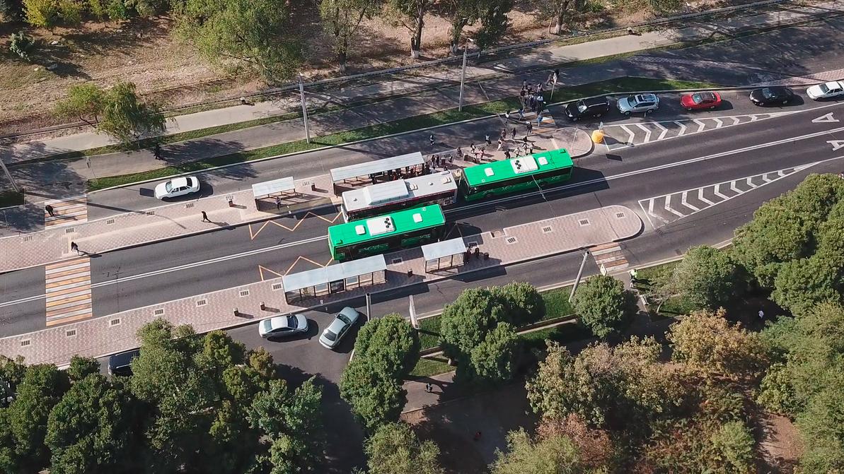 Остановки второй линии BRT разместят посередине проезжей части