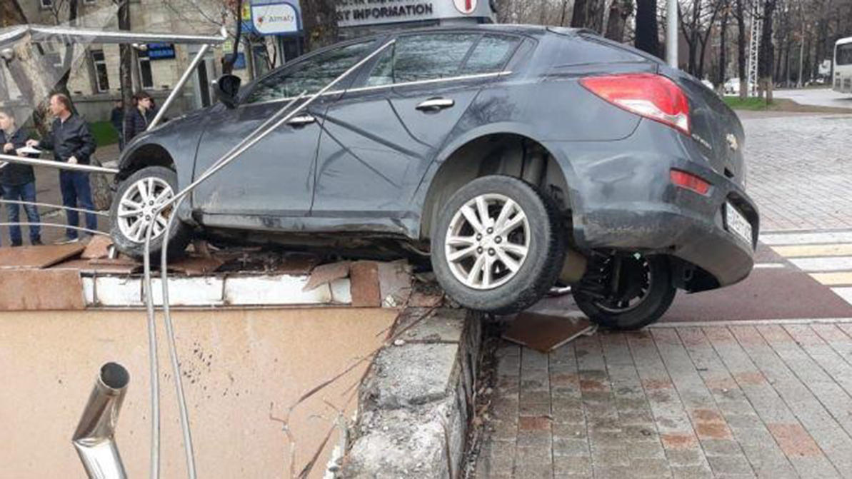 Аварийные выходные в Алматы