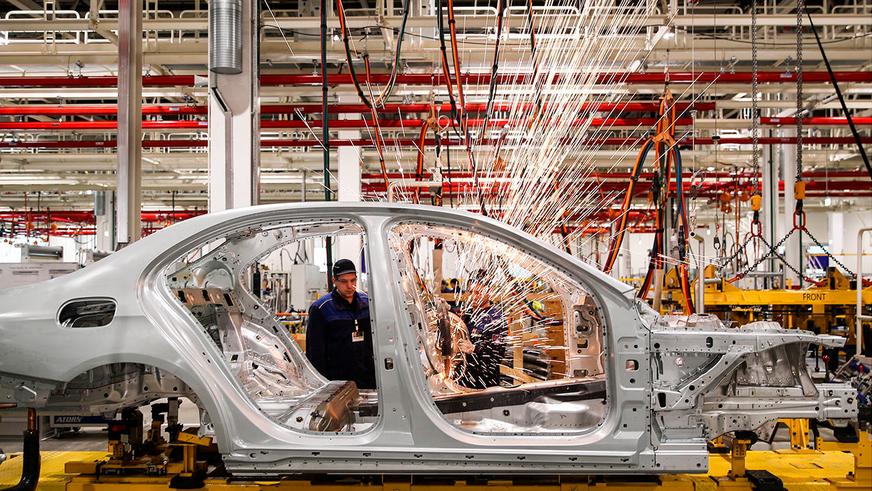 Завод Mercedes-Benz в России официально запустили