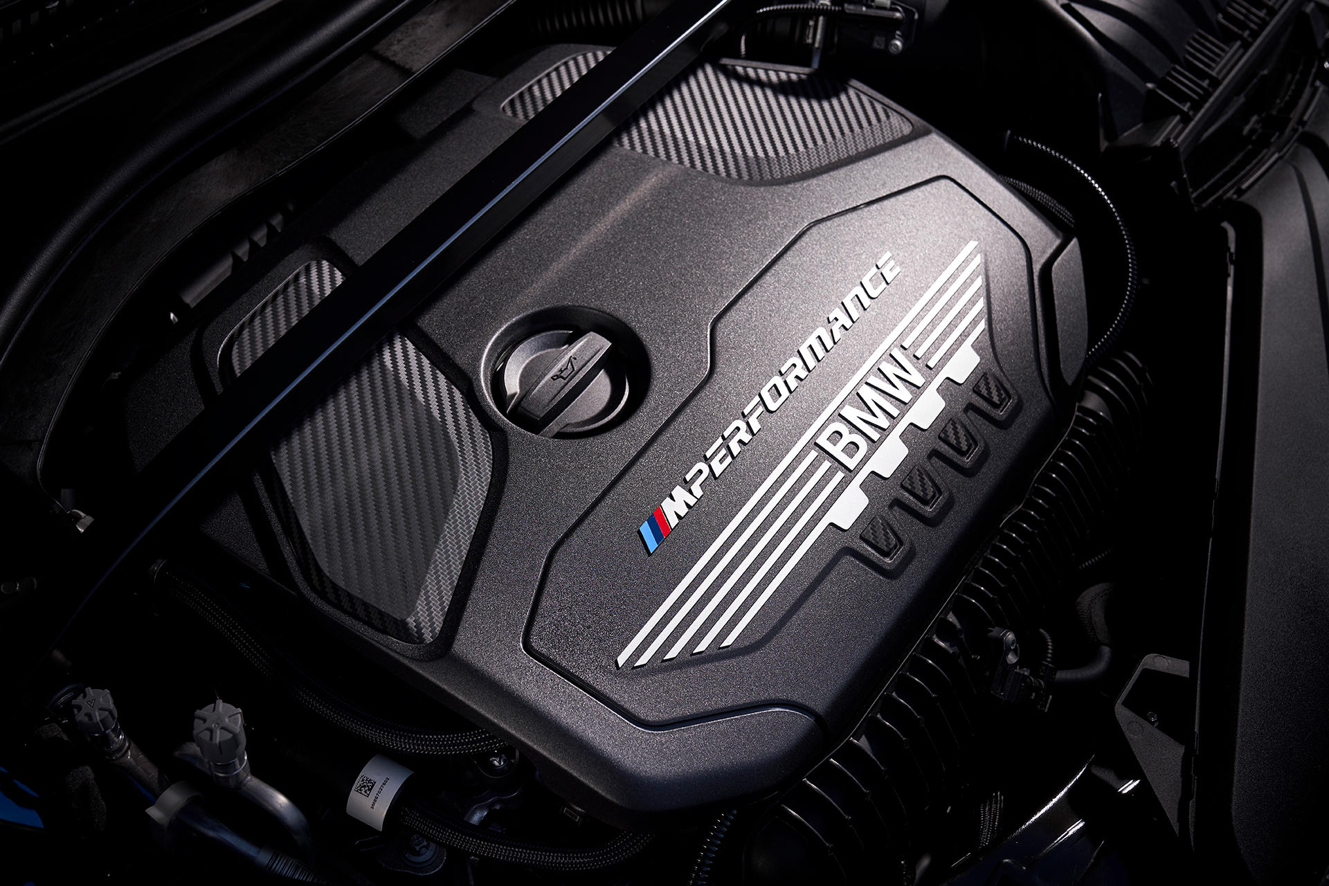 Ещё одна BMW обзавелась передним приводом