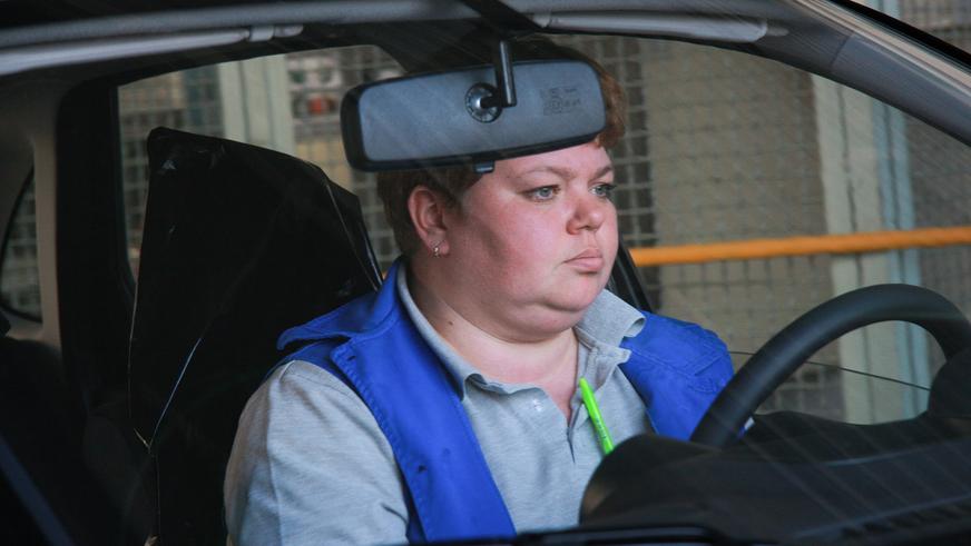 Из бардачка: вашу «ладу» собирали женщины