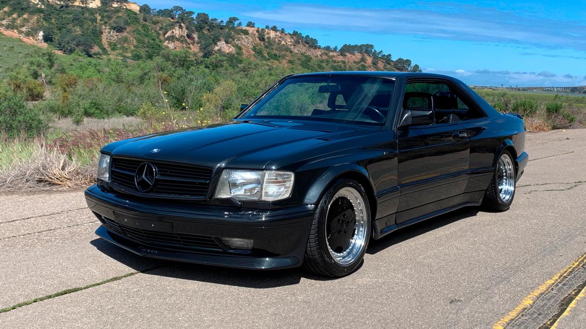 Редкий Mercedes-Benz 560SEC от AMG выставили на продажу