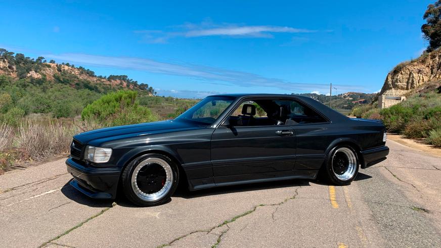 Редкий Mercedes-Benz 560SEC от AMG выставили на продажу