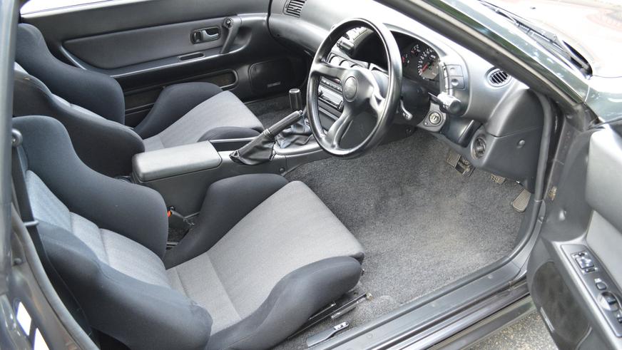 Редкий Nissan Skyline R32 GT-R пустят с молотка