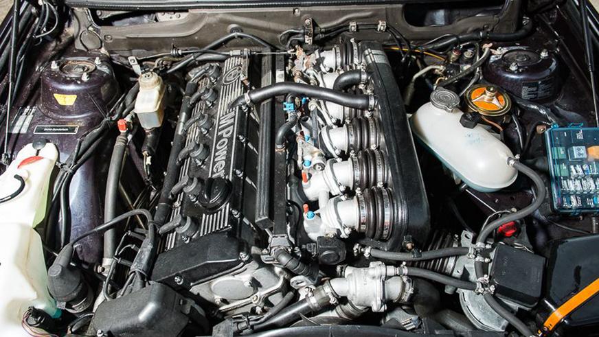 Уникальную BMW M5 пустят с молотка