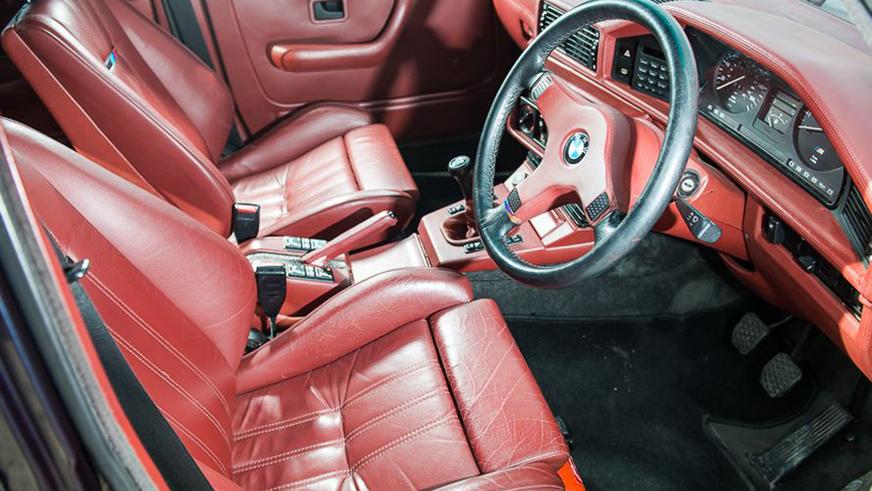 Уникальную BMW M5 пустят с молотка