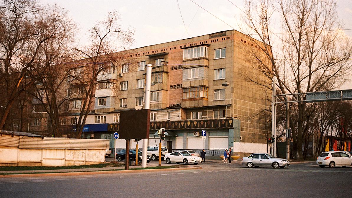 В рамках реконструкции «Атакента» отрезок улицы Утепова расширят