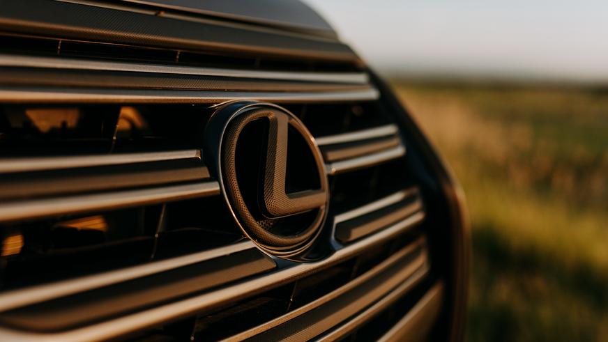 Lexus превратила стандартный GX в концептуальный внедорожник