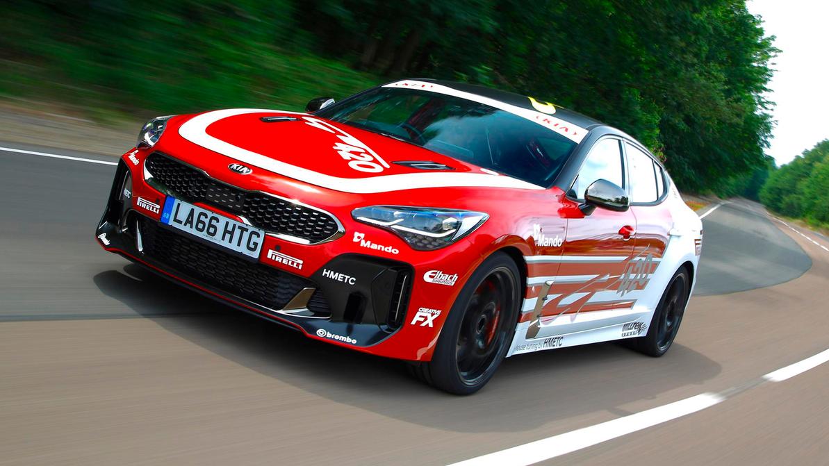 Kia Stinger превратили в гоночный автомобиль