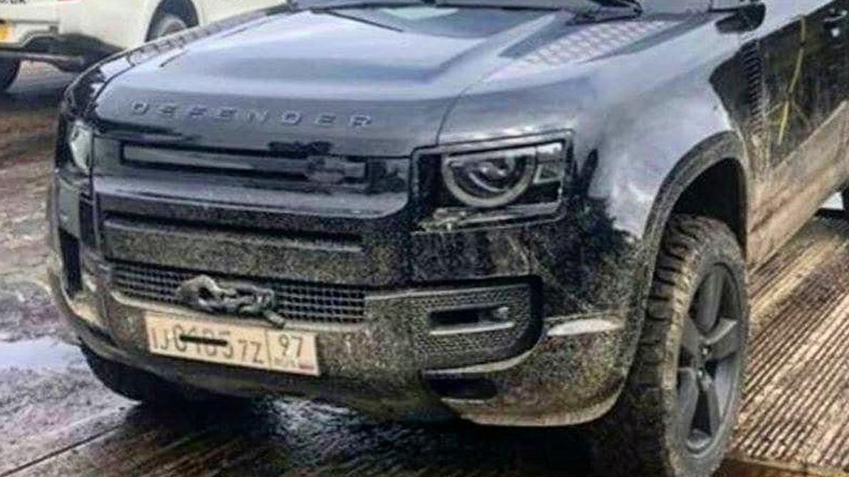 Новый Land Rover Defender сняли без камуфляжа
