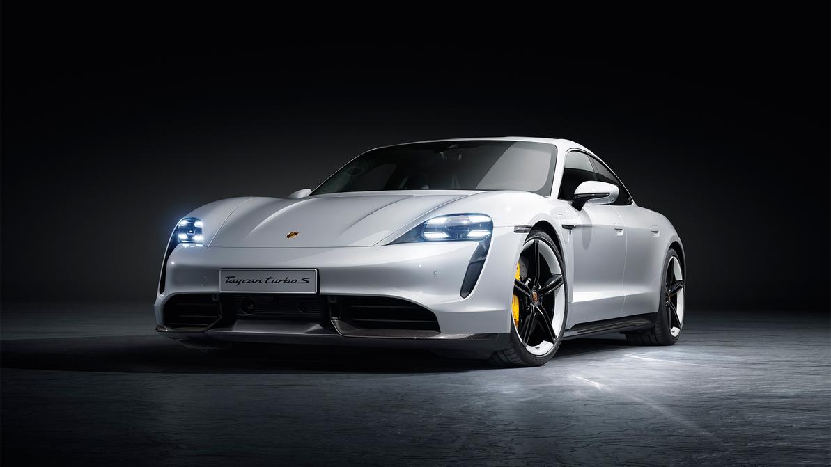 У Porsche появился серийный электромобиль