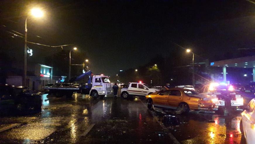 Двое погибли в столкновении Subaru и Toyota в Алматы