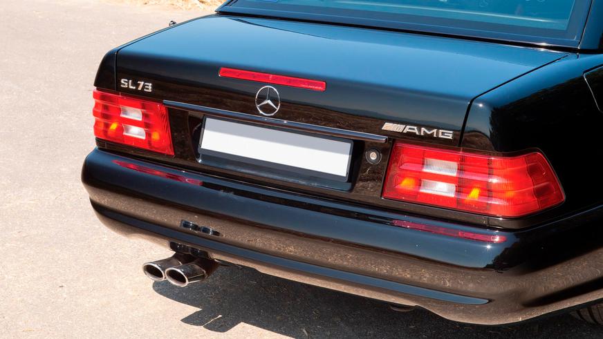 Редкий Mercedes-Benz SL c мотором 7.3 литра выставили на продажу