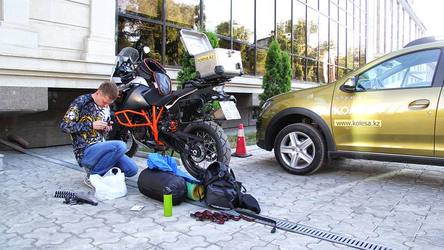 Автомотоэкспедиция: 5 000 км по дорогам Казахстана Автомотоэкспедиция: 5 000 км по дорогам Казахстана