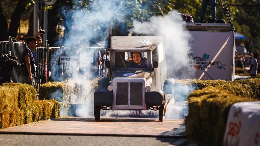 Red Bull Soapbox Race в Алматы. Попытка номер два