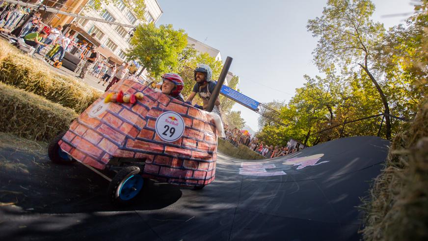 Red Bull Soapbox Race в Алматы. Попытка номер два