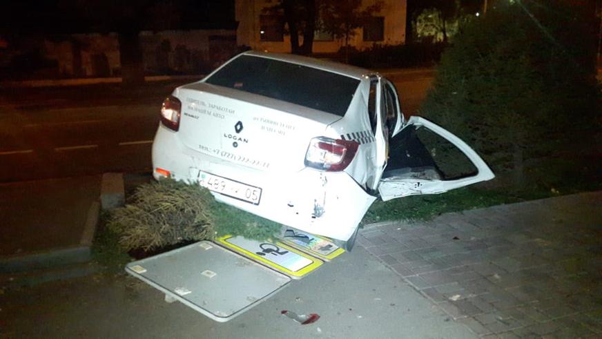 Три автомобиля столкнулись в Алматы