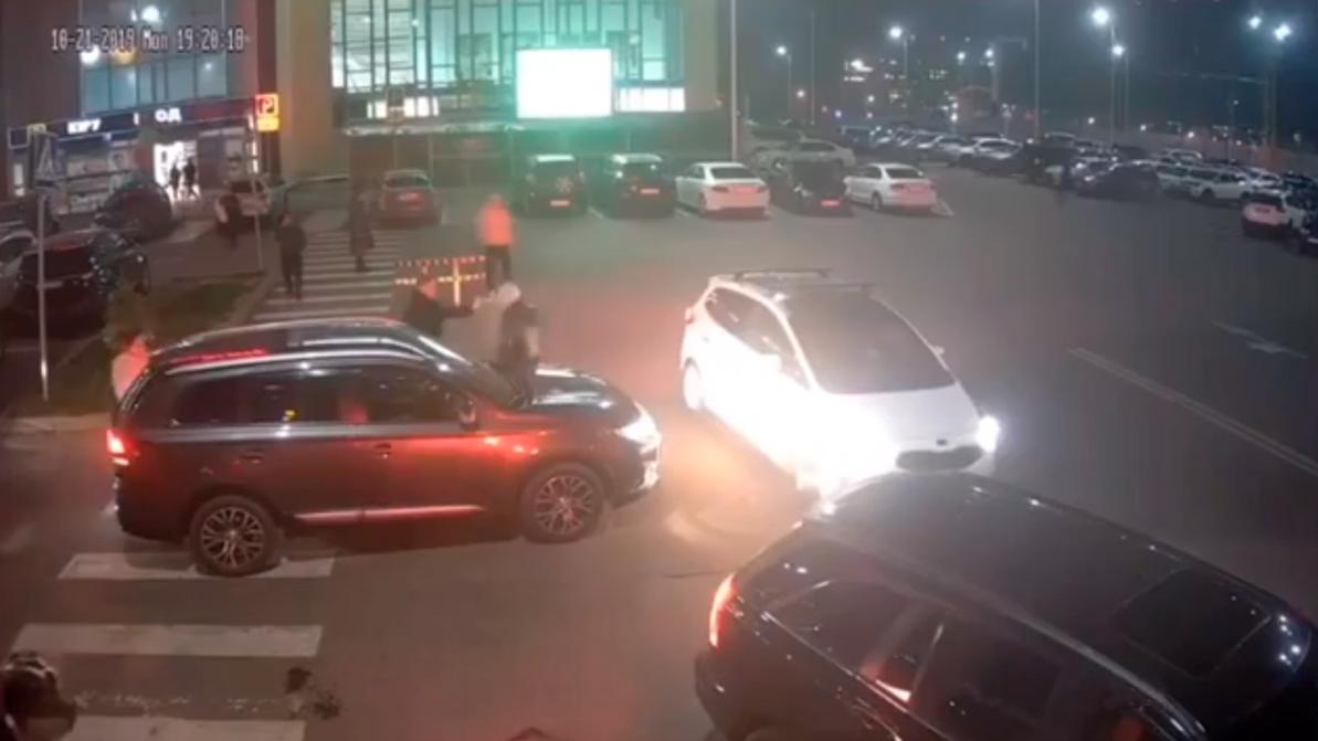 Газовый баллончик – решающий аргумент в дорожном споре! Особенно, если ты не прав