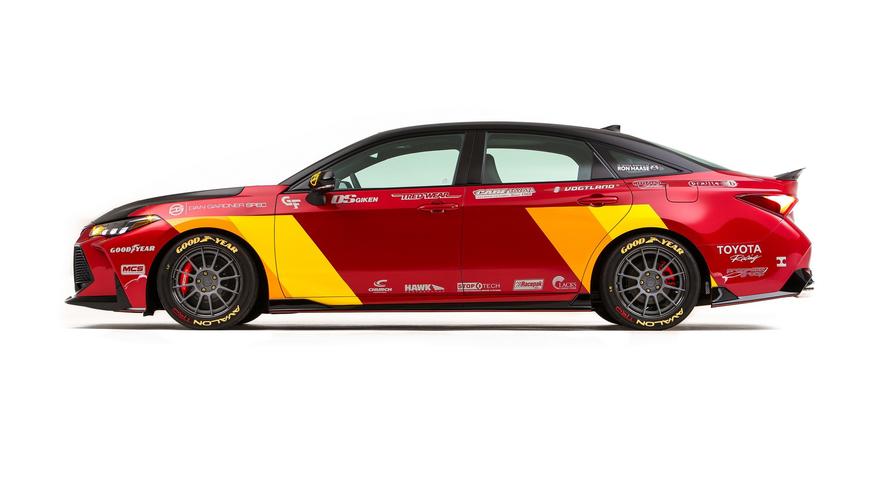 Toyota построила быстрый Avalon для SEMA