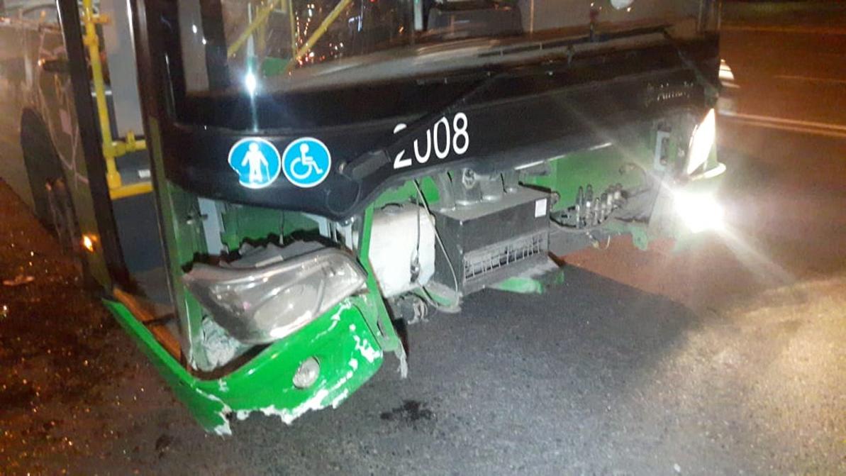 Двое пострадали в ДТП с автобусом в Алматы