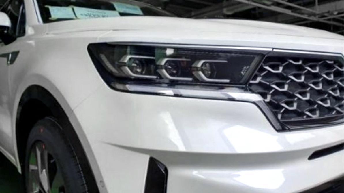 Первое фото четвёртого поколения Kia Sorento