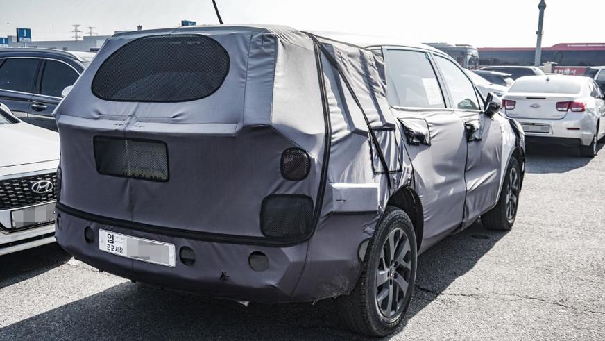 Первое фото четвёртого поколения Kia Sorento