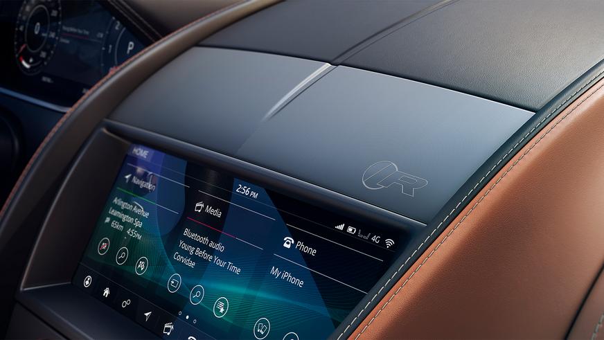 Jaguar обновил F-type
