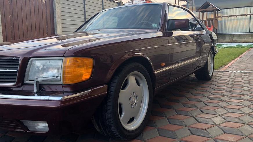 Mercedes-Benz 560 SEC продают в Алматы за 11 млн тенге