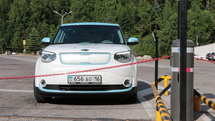 Как изменилась автомобильная жизнь в Казахстане за 10 лет