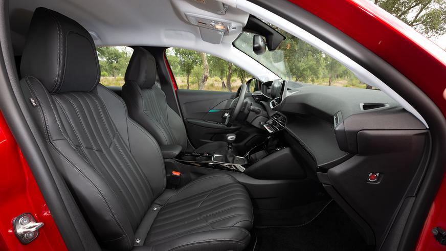 Автомобилем года стал Peugeot 208