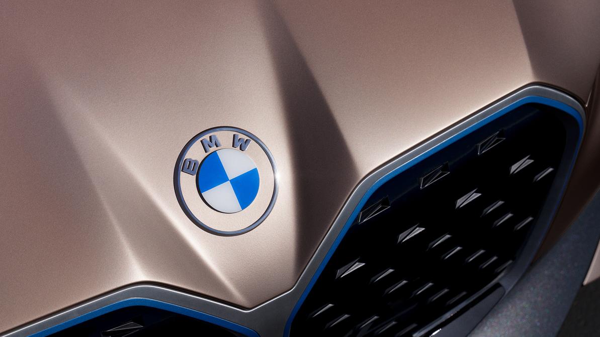 У BMW теперь новый логотип