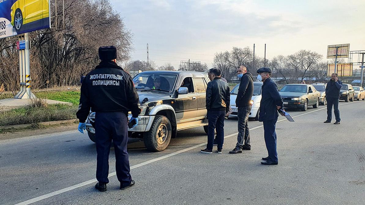 Алматинцев в Алматы всё-таки пускают... Пока